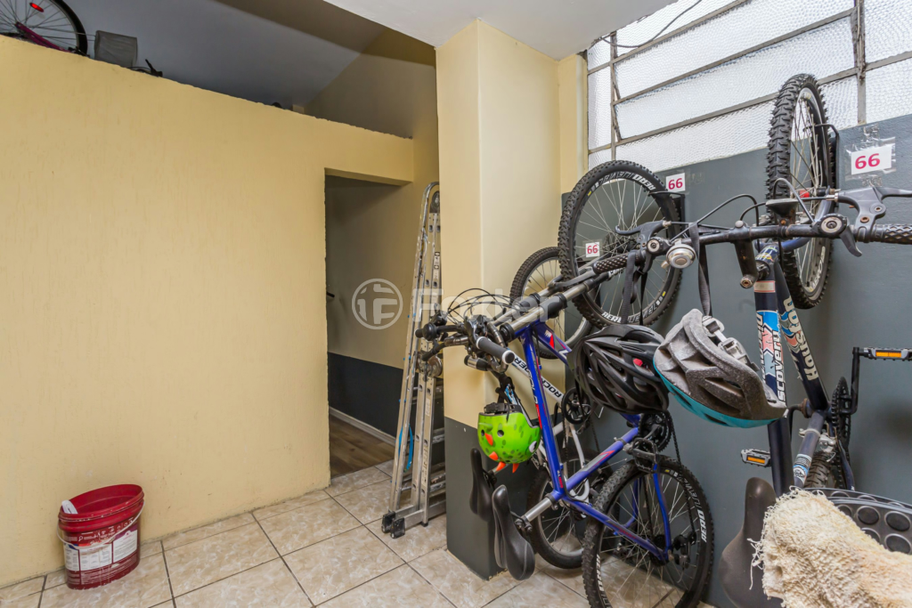 Apartamento à venda com 4 quartos, 133m² - Foto 38