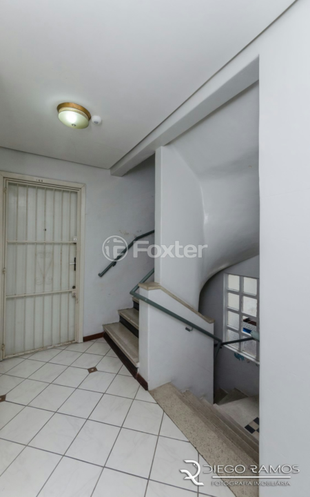 Apartamento à venda com 1 quarto, 46m² - Foto 18