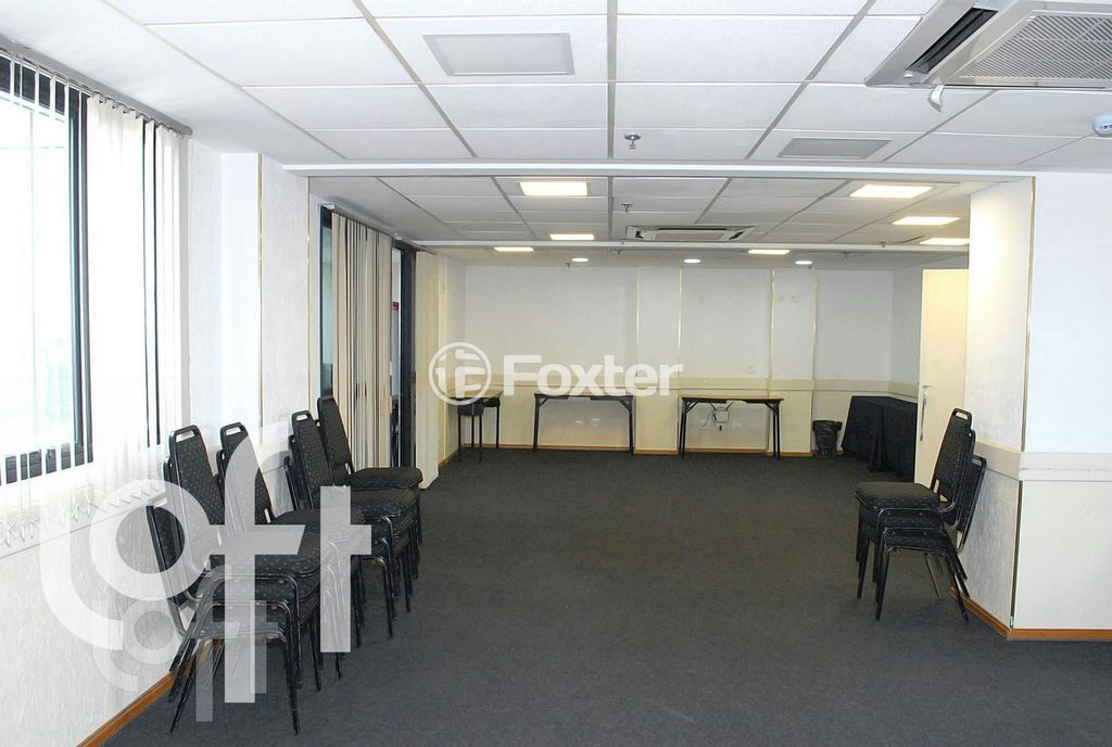 Apartamento à venda com 1 quarto, 28m² - Foto 20