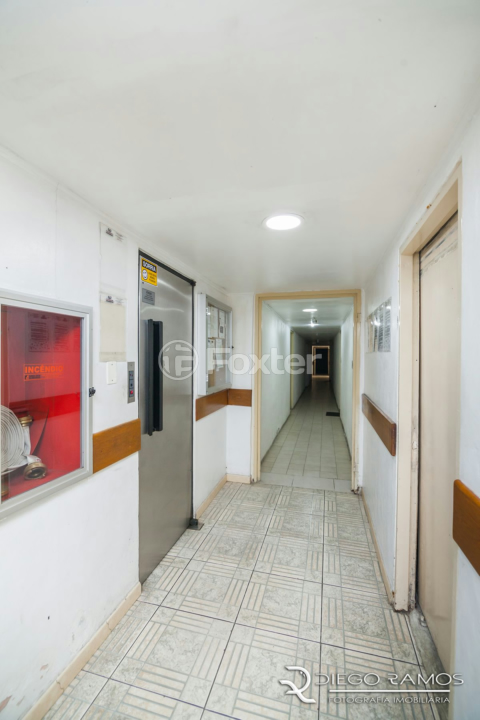 Apartamento à venda com 1 quarto, 31m² - Foto 24
