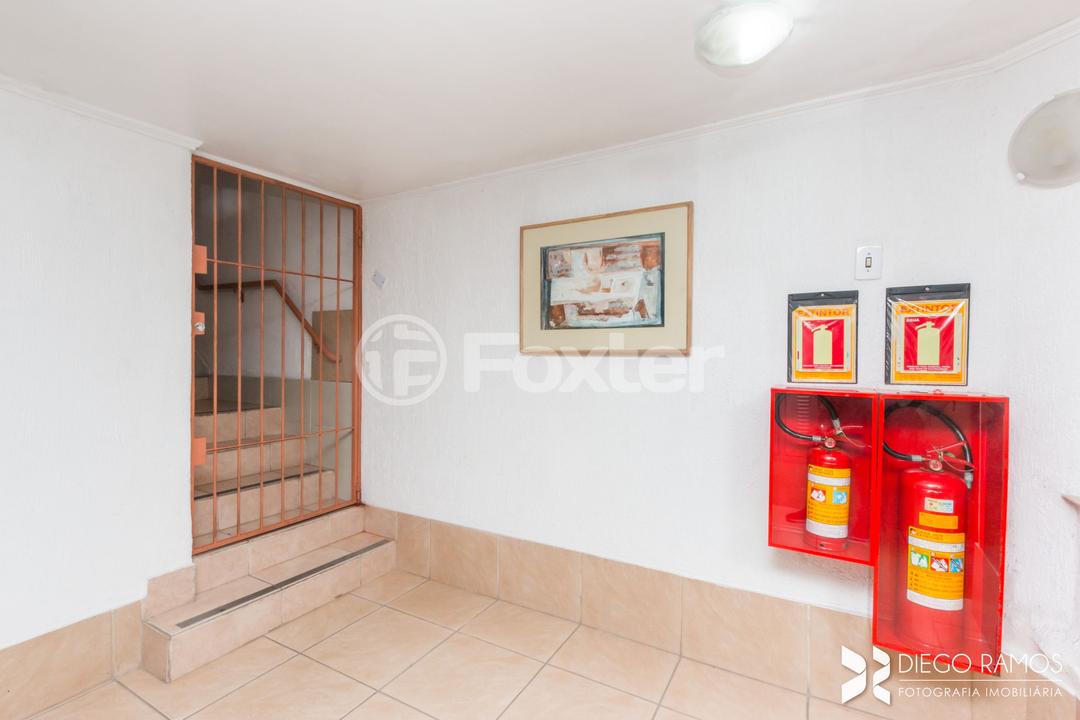 Apartamento à venda com 1 quarto, 40m² - Foto 19