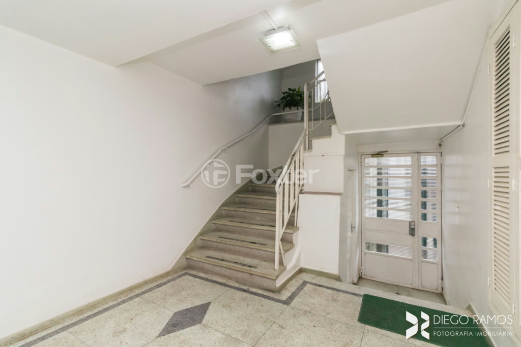 Apartamento à venda com 2 quartos, 58m² - Foto 18