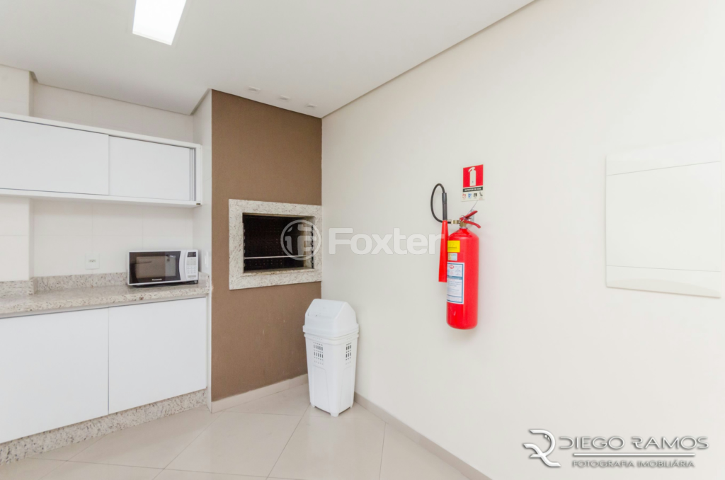 Apartamento à venda com 2 quartos, 64m² - Foto 35