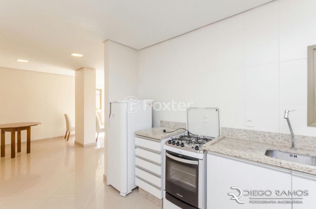 Apartamento à venda com 2 quartos, 64m² - Foto 36