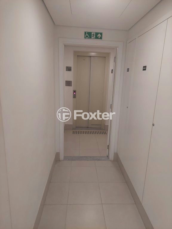 Apartamento à venda com 1 quarto, 42m² - Foto 25