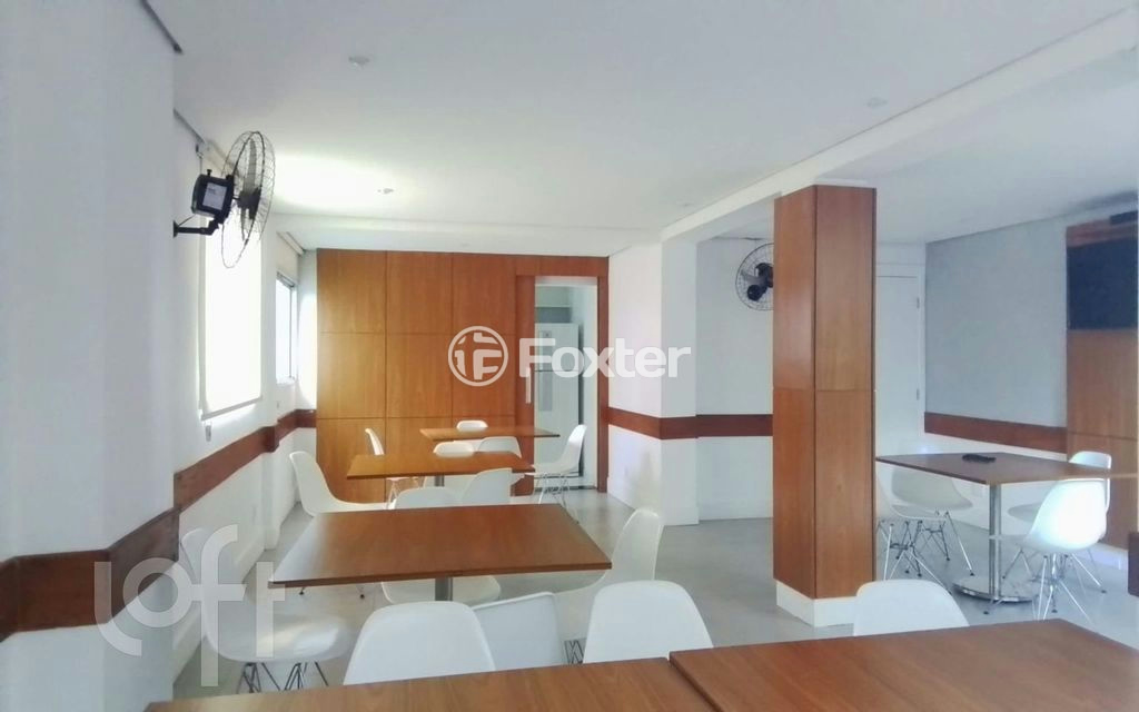 Apartamento à venda com 2 quartos, 42m² - Foto 11