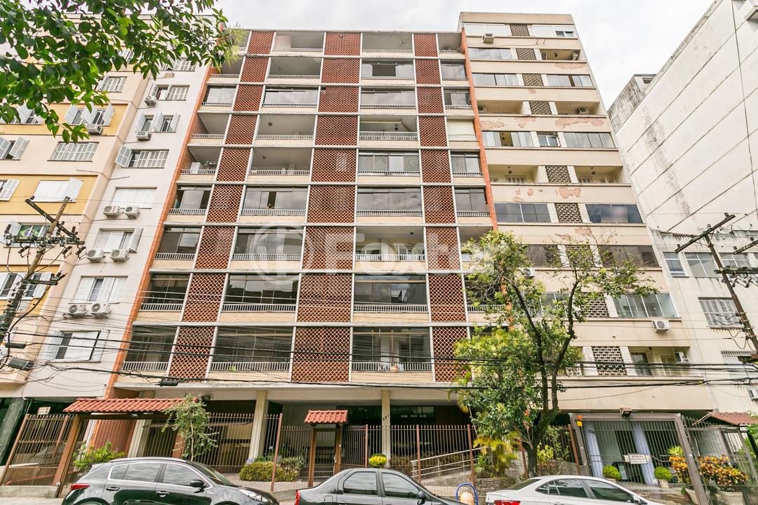 Apartamento à venda com 3 quartos, 141m² - Foto 19