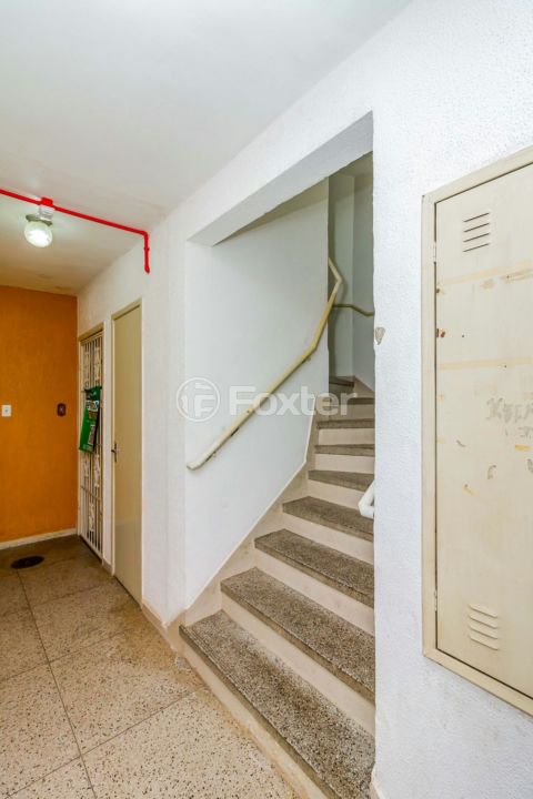 Apartamento à venda com 1 quarto, 41m² - Foto 29