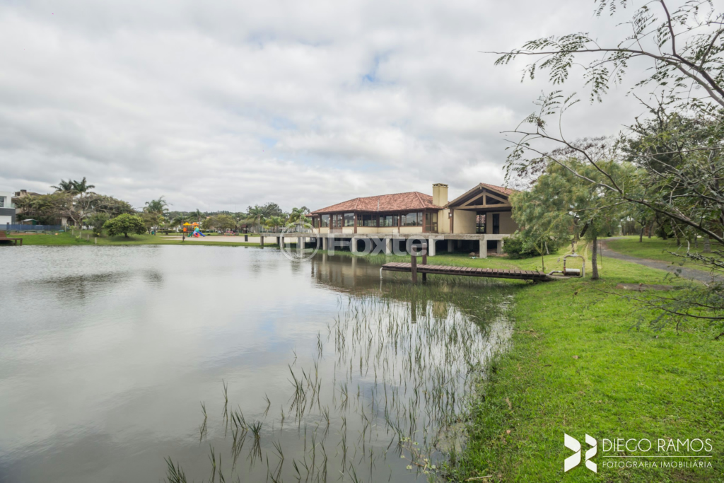 Casa de Condomínio à venda com 3 quartos, 243m² - Foto 105