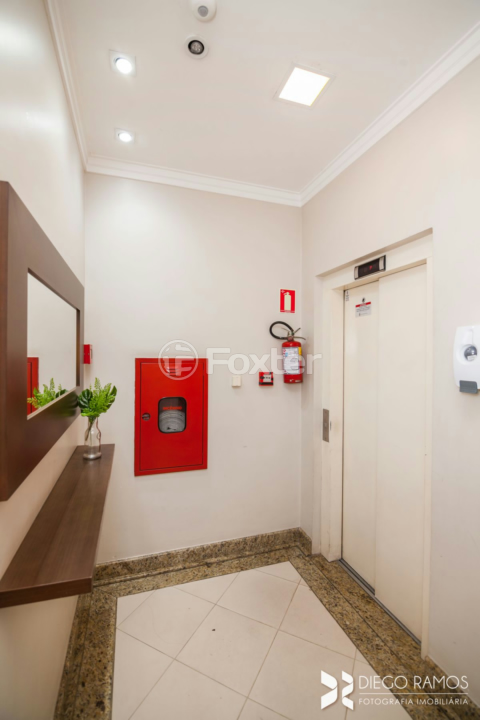 Apartamento à venda com 1 quarto, 46m² - Foto 21