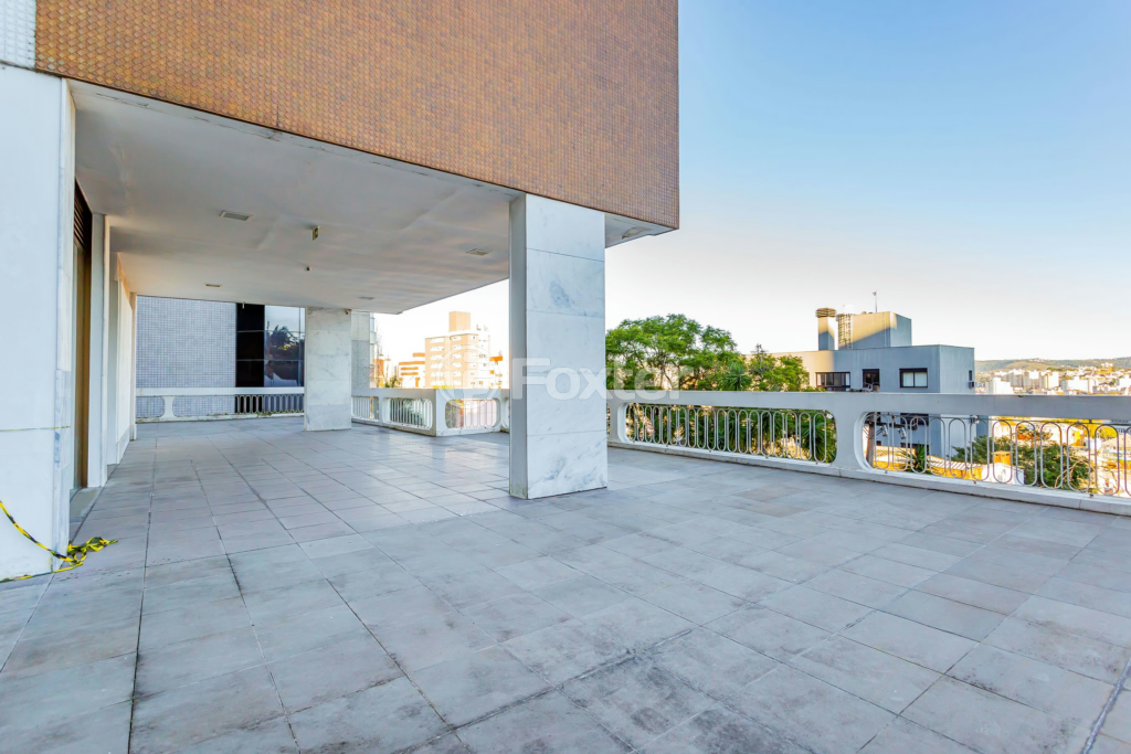 Apartamento à venda com 3 quartos, 222m² - Foto 40