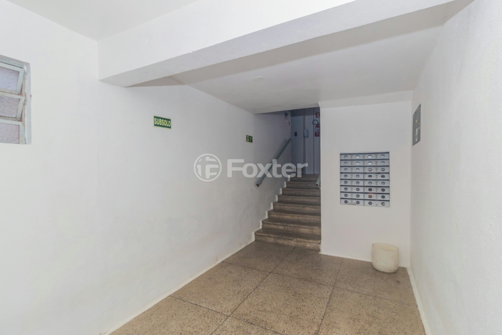 Apartamento à venda com 1 quarto, 42m² - Foto 24