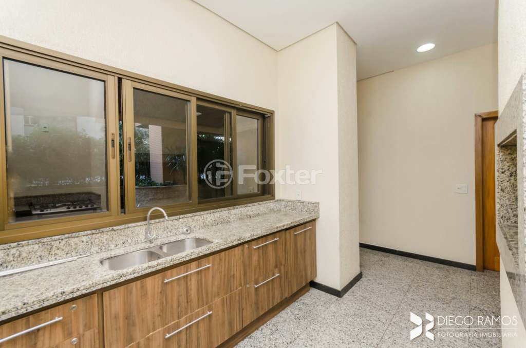 Apartamento à venda com 3 quartos, 121m² - Foto 35