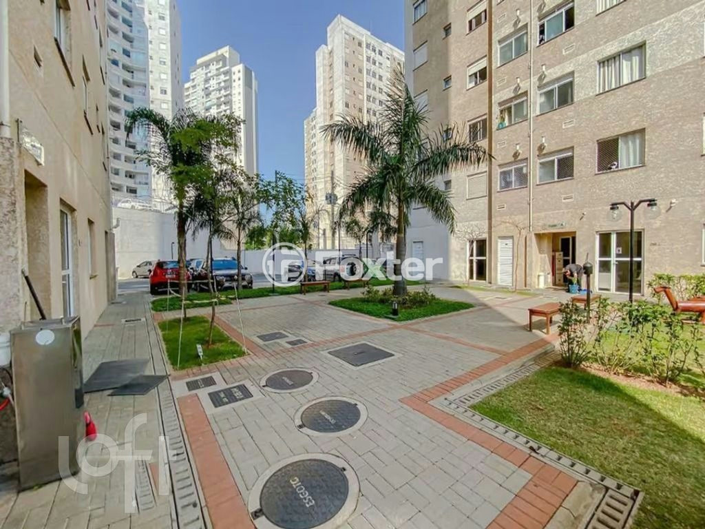 Apartamento à venda com 2 quartos, 42m² - Foto 21