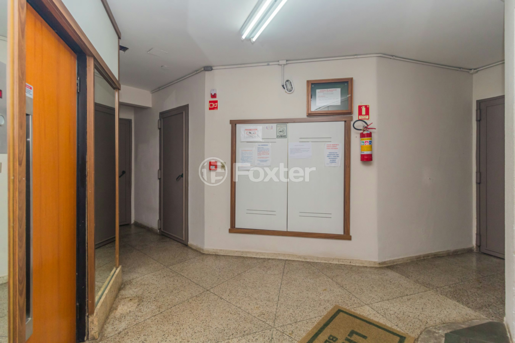 Apartamento à venda com 1 quarto, 41m² - Foto 31