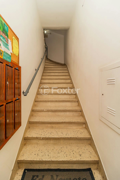 Apartamento à venda com 3 quartos, 93m² - Foto 32