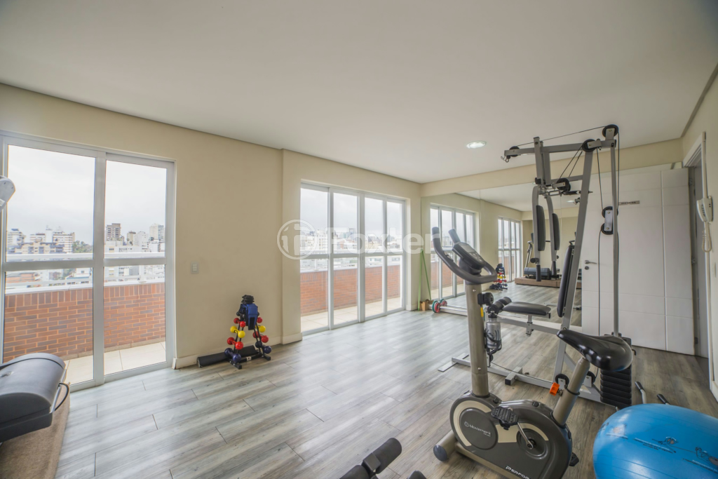 Apartamento à venda com 2 quartos, 77m² - Foto 29