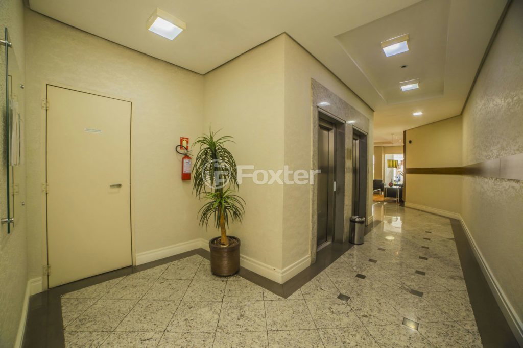 Apartamento à venda com 2 quartos, 77m² - Foto 24