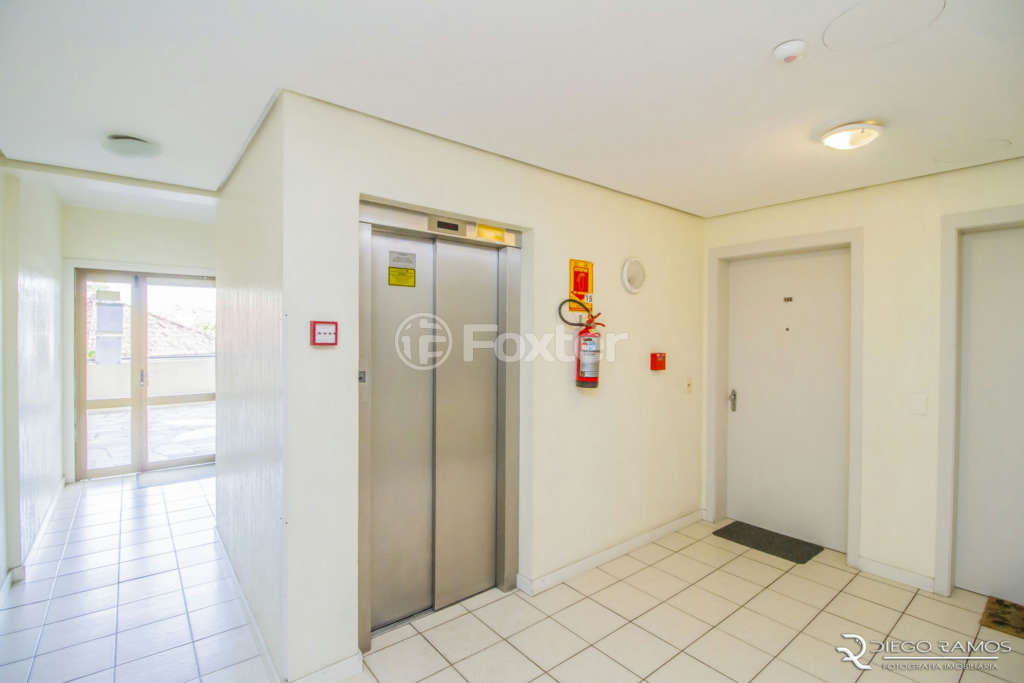 Apartamento à venda com 3 quartos, 76m² - Foto 19