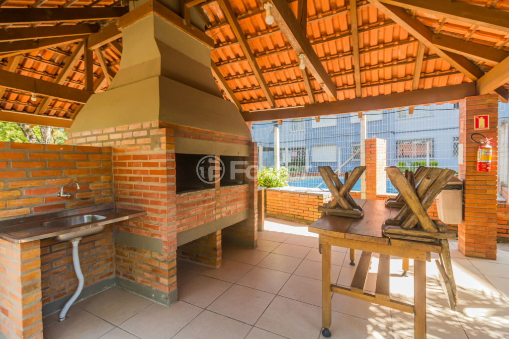 Apartamento à venda com 2 quartos, 61m² - Foto 35