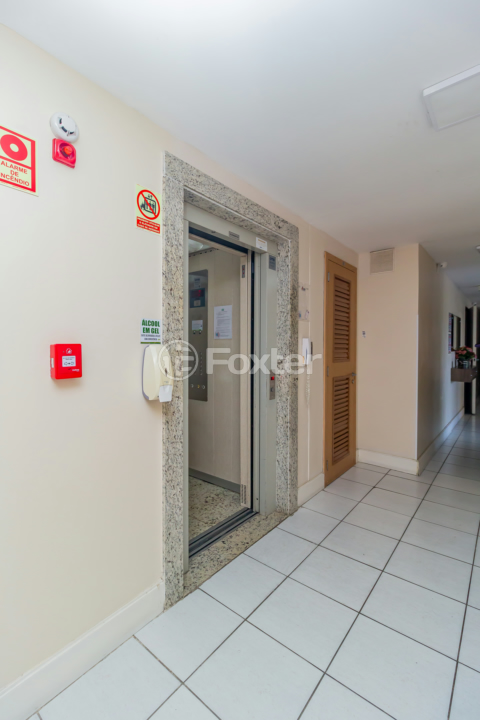 Apartamento à venda com 3 quartos, 68m² - Foto 32