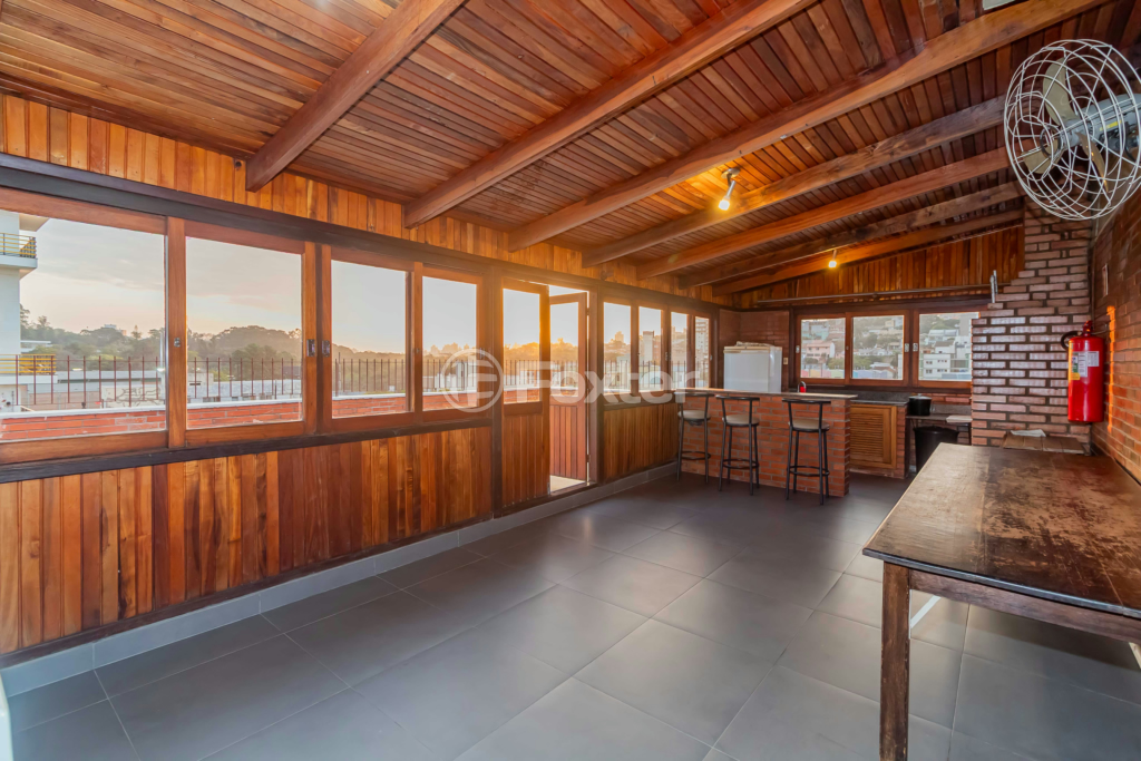 Apartamento à venda com 2 quartos, 74m² - Foto 32