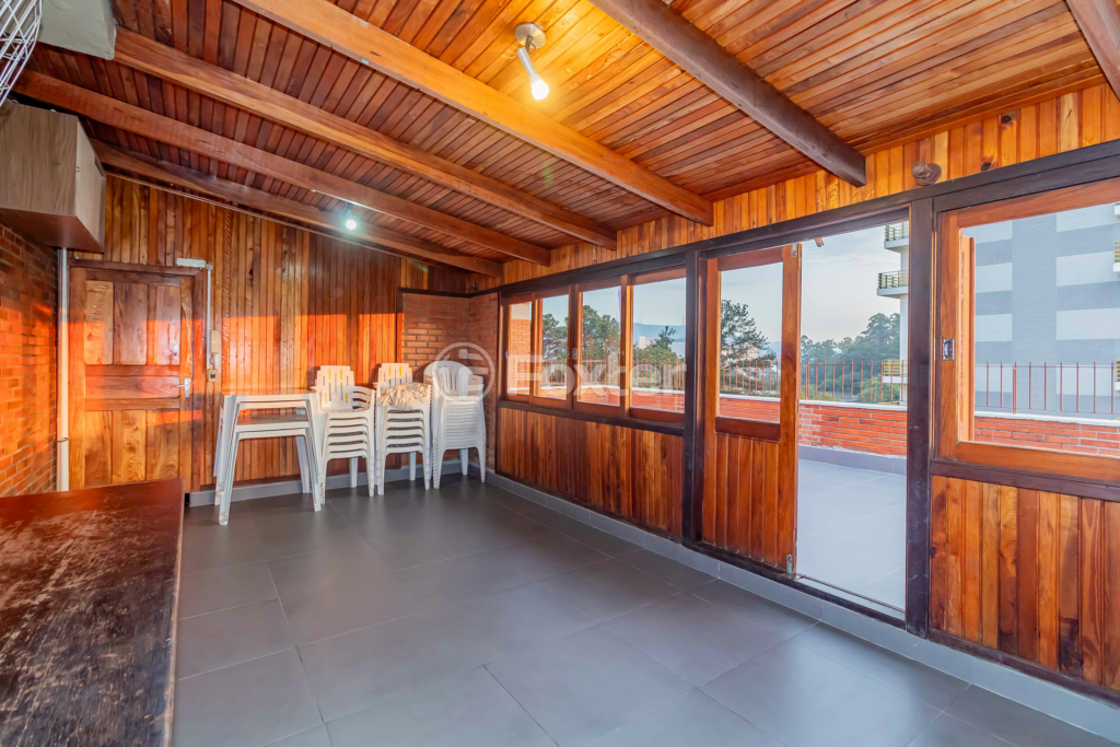 Apartamento à venda com 2 quartos, 74m² - Foto 33