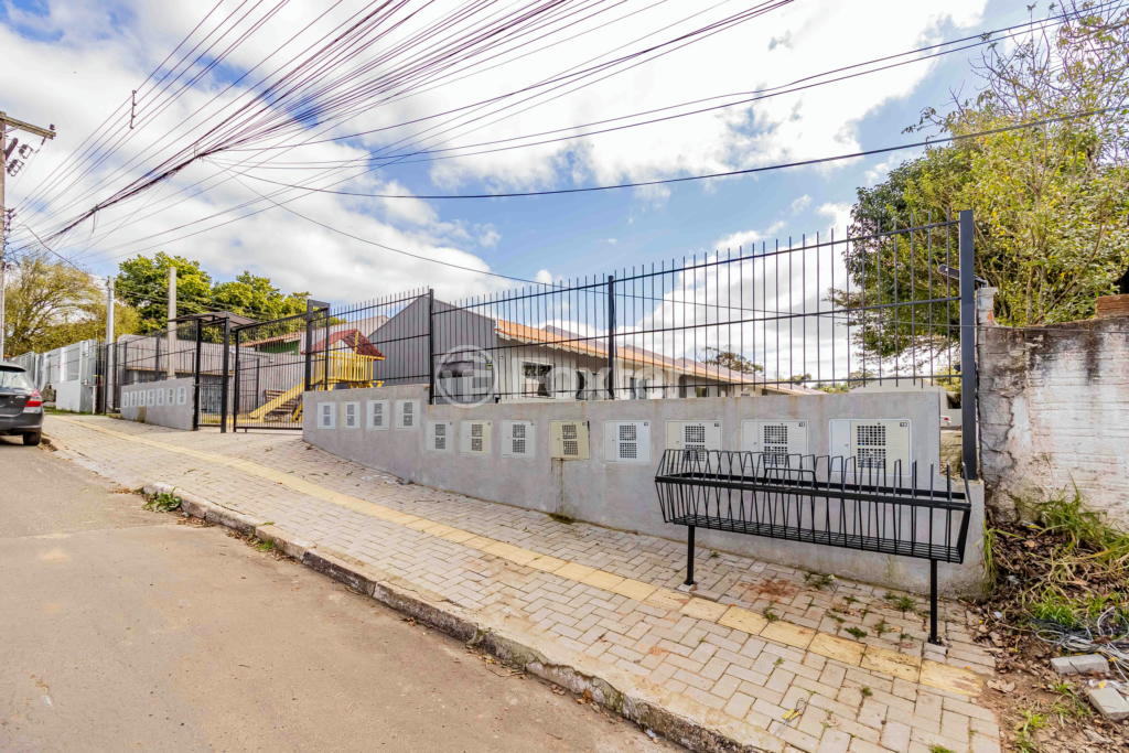 Casa de Condomínio à venda com 2 quartos, 47m² - Foto 32