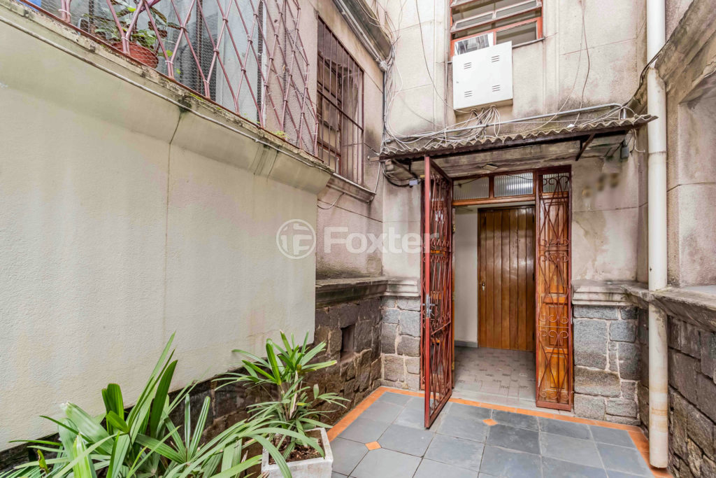 Apartamento à venda com 2 quartos, 68m² - Foto 32