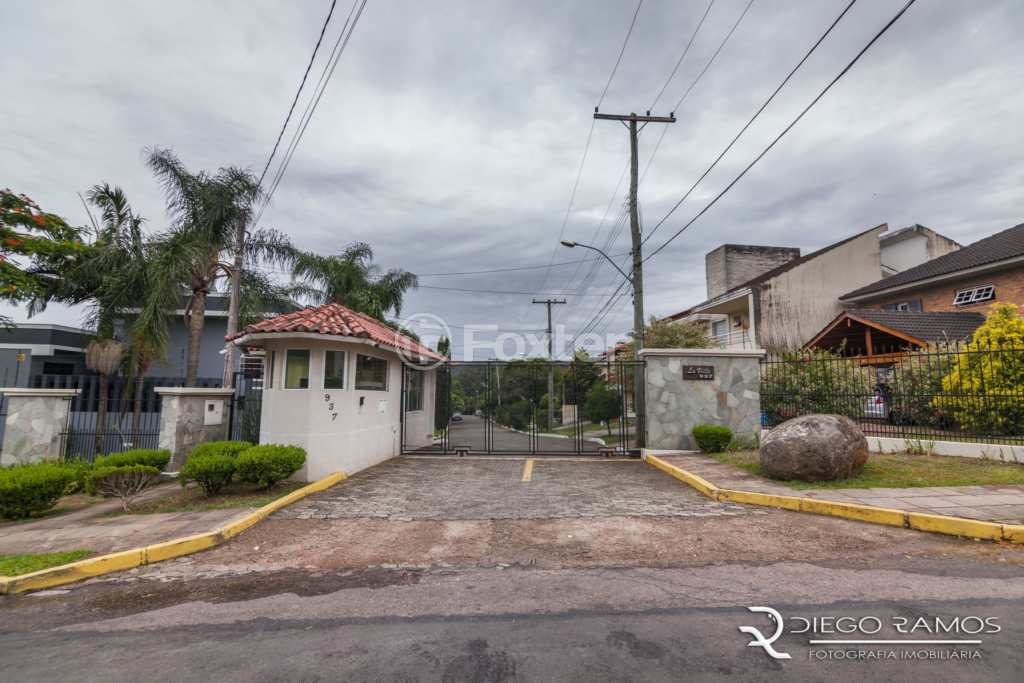 Casa de Condomínio à venda com 4 quartos, 225m² - Foto 27