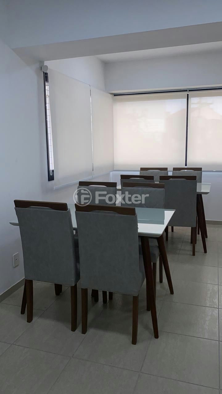 Apartamento à venda com 3 quartos, 76m² - Foto 35