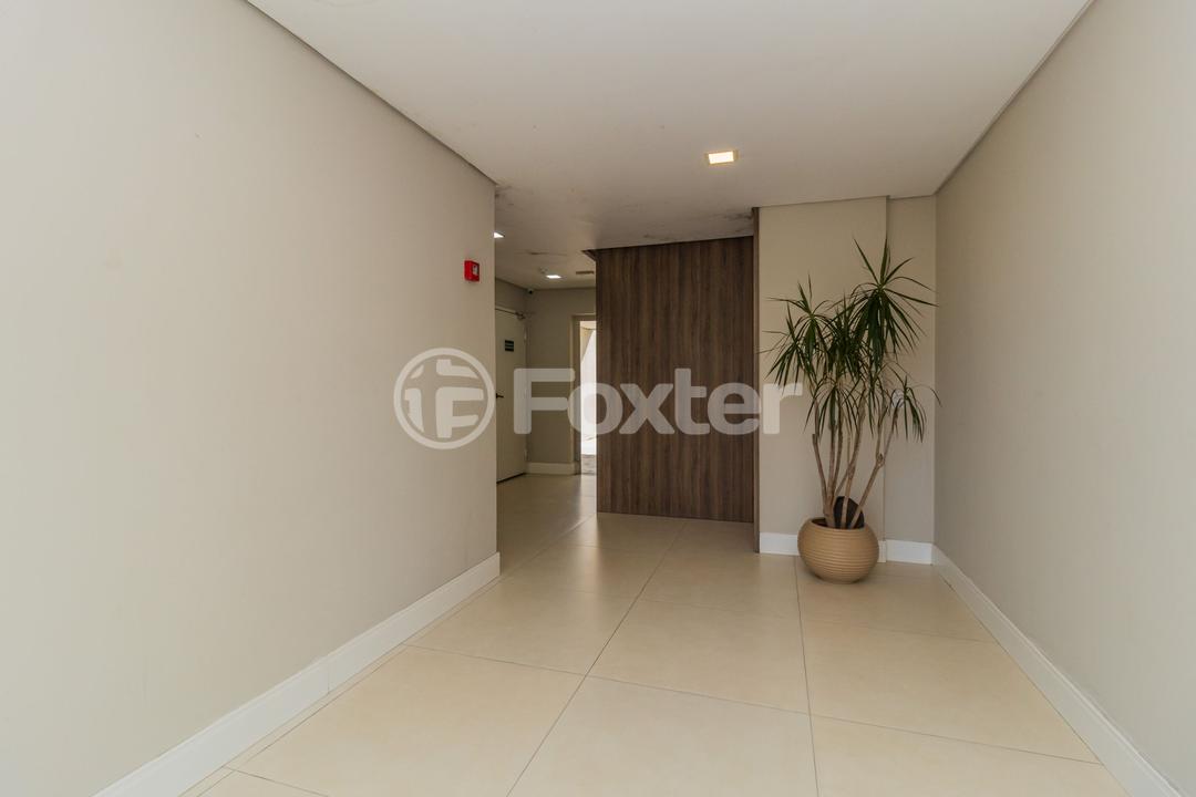 Apartamento à venda com 2 quartos, 70m² - Foto 17