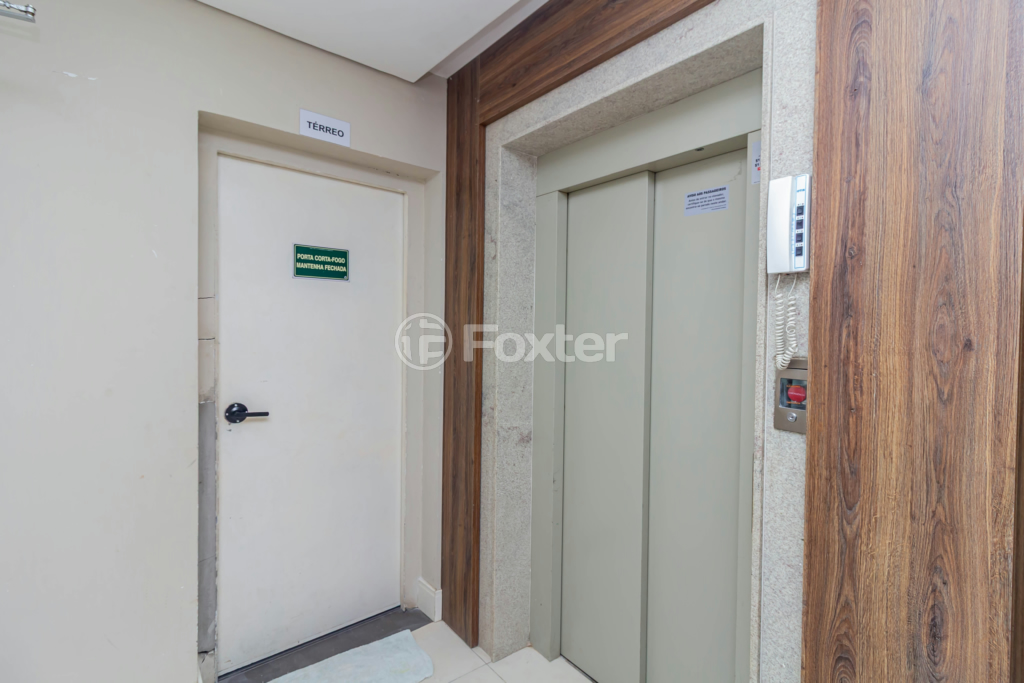 Apartamento à venda com 2 quartos, 70m² - Foto 24