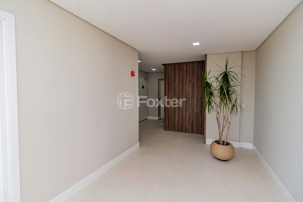 Apartamento à venda com 2 quartos, 70m² - Foto 28