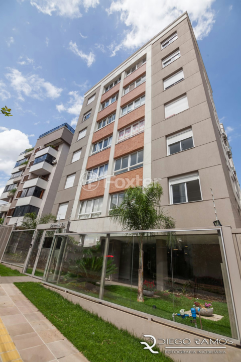 Apartamento à venda com 2 quartos, 67m² - Foto 16