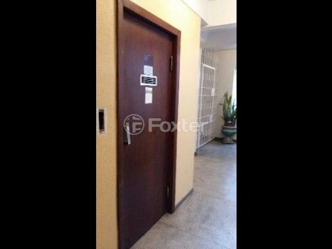 Apartamento à venda com 3 quartos, 142m² - Foto 29