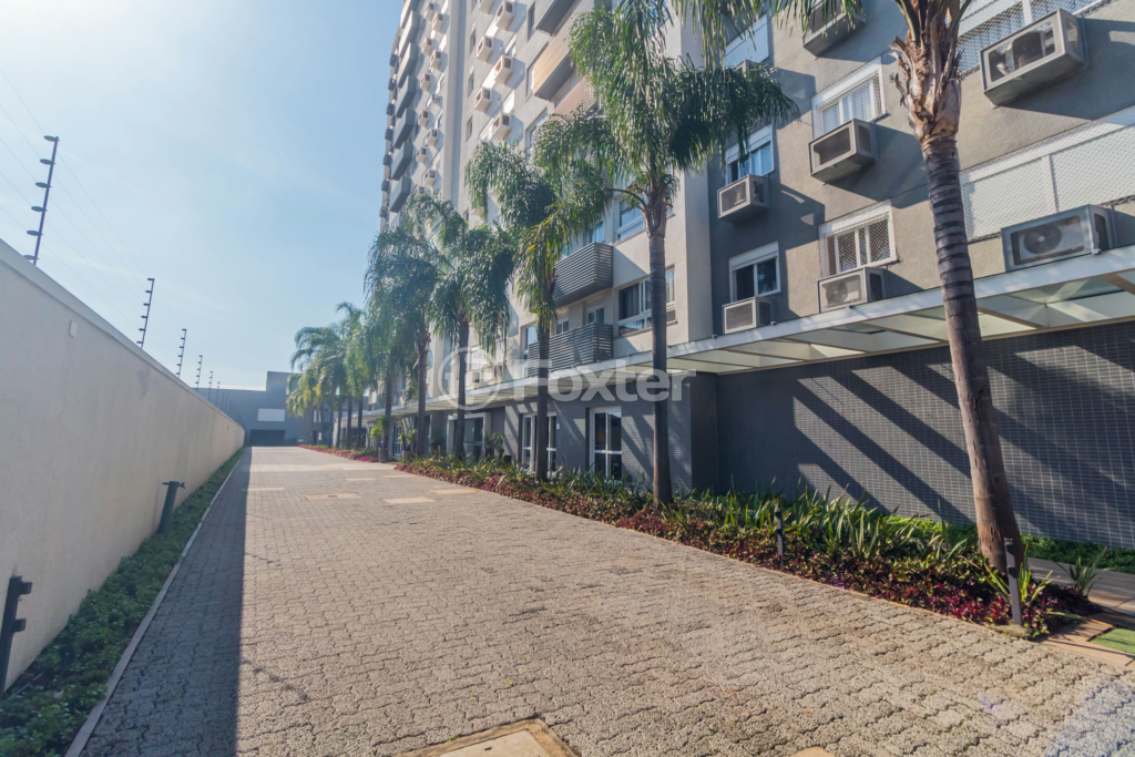 Apartamento à venda com 2 quartos, 62m² - Foto 60