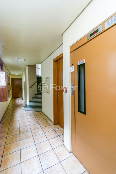 Apartamento à venda com 1 quarto, 40m² - Foto 19