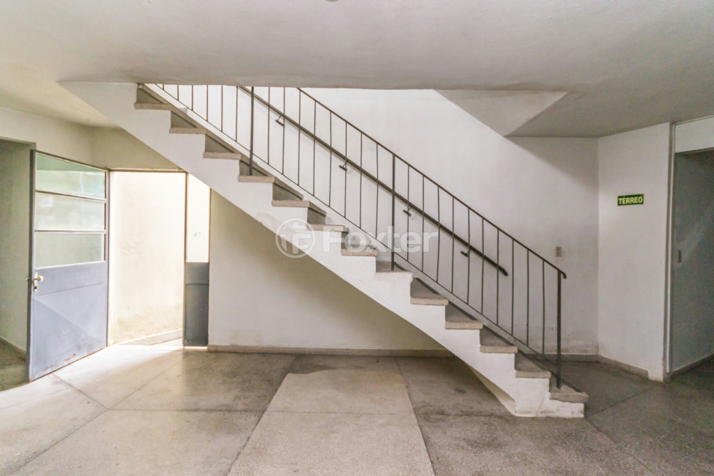 Apartamento à venda com 2 quartos, 48m² - Foto 42