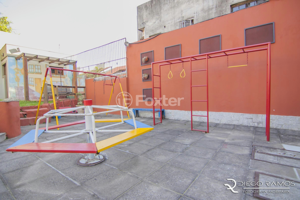 Casa de Condomínio à venda com 4 quartos, 179m² - Foto 76