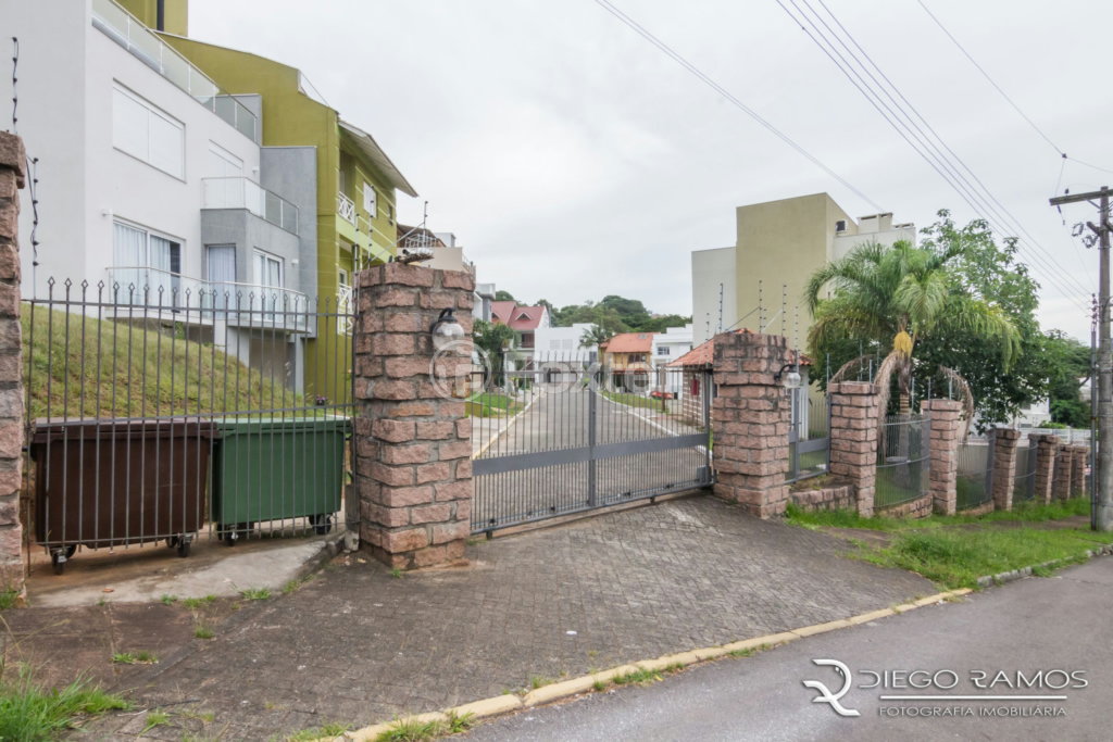 Casa de Condomínio à venda com 3 quartos, 357m² - Foto 53