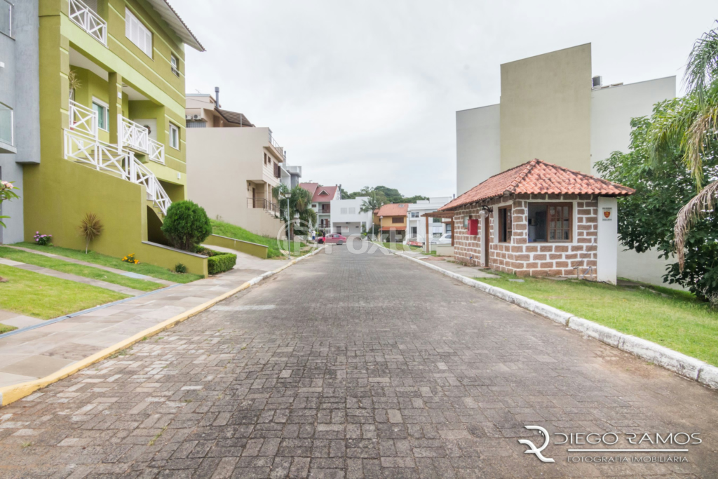 Casa de Condomínio à venda com 3 quartos, 357m² - Foto 55