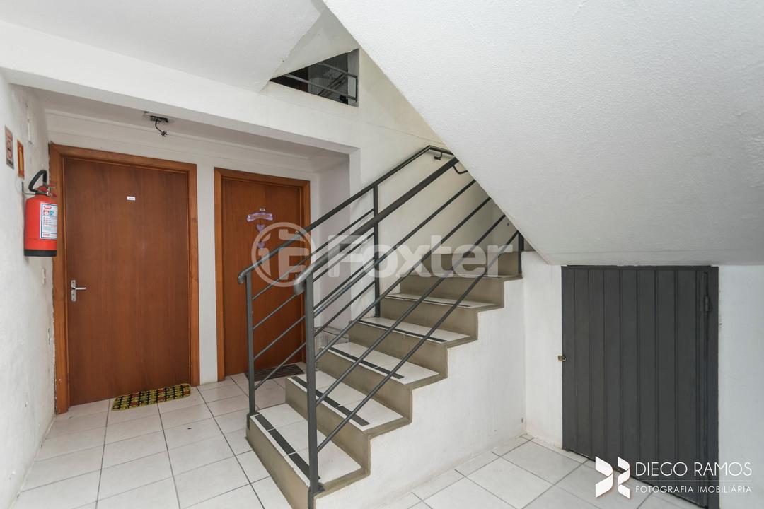 Apartamento à venda com 2 quartos, 40m² - Foto 18