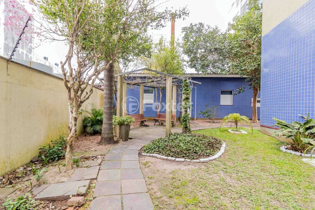 Apartamento à venda com 2 quartos, 55m² - Foto 42