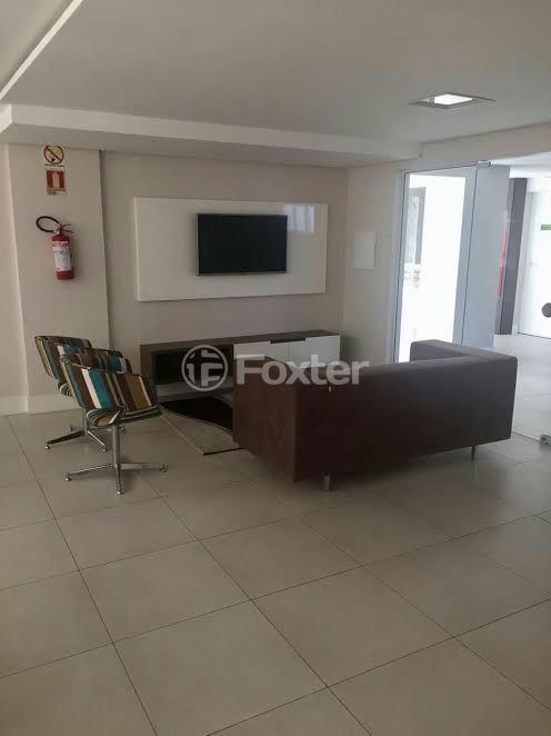 Apartamento à venda com 2 quartos, 77m² - Foto 19