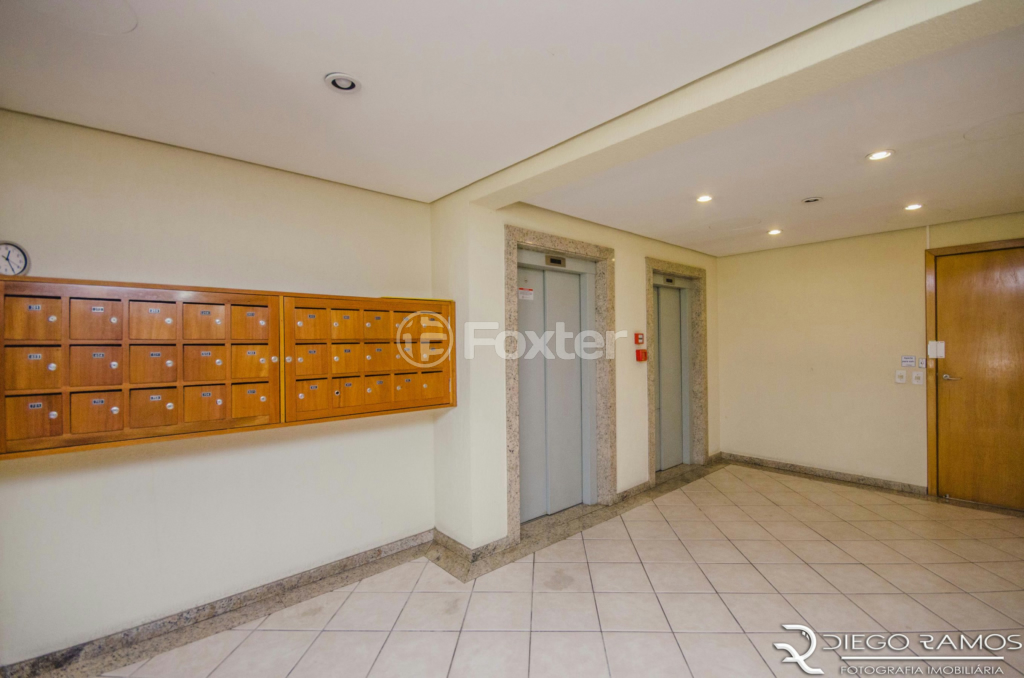 Apartamento à venda com 2 quartos, 79m² - Foto 46