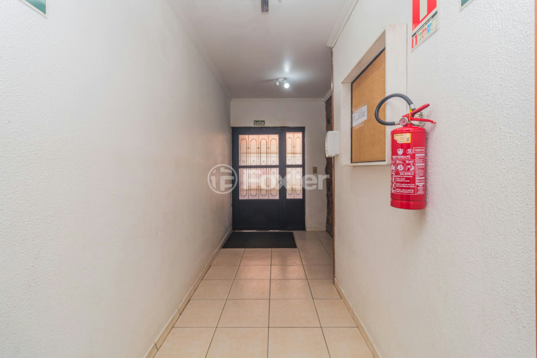 Apartamento à venda com 2 quartos, 69m² - Foto 45