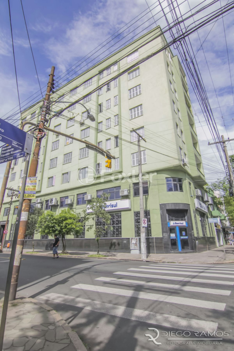 Apartamento à venda com 3 quartos, 128m² - Foto 34