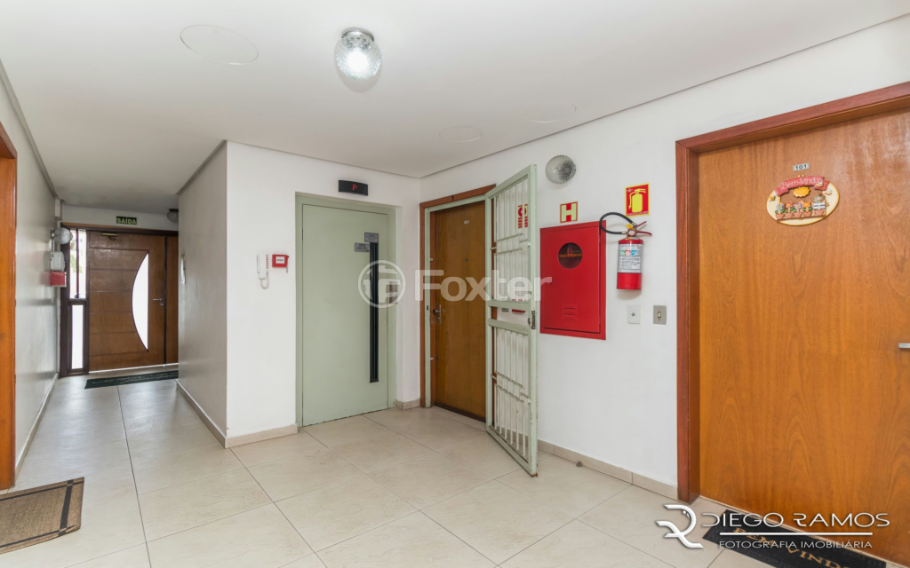 Apartamento à venda com 2 quartos, 52m² - Foto 32