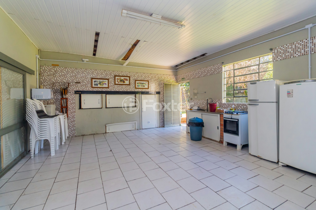 Apartamento à venda com 2 quartos, 76m² - Foto 32
